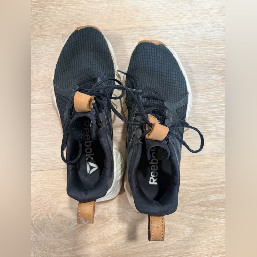 Reebok tennis shoes